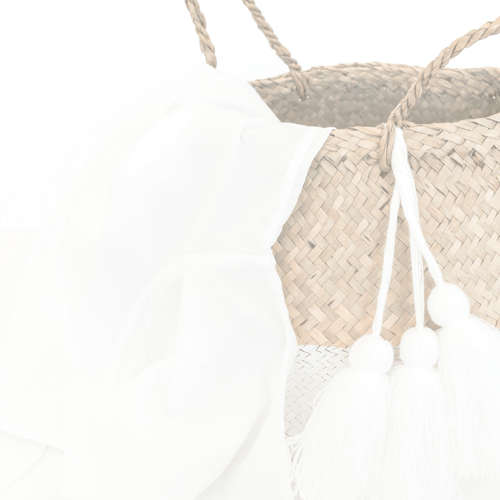 How I Became a Minimalist (Why I Choose to Live with Less)